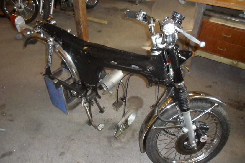 Yamaha   1976 DX    001 (54).JPG