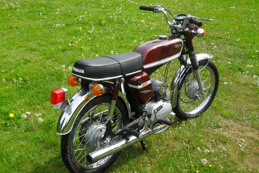 Yamaha 1973 015.JPG